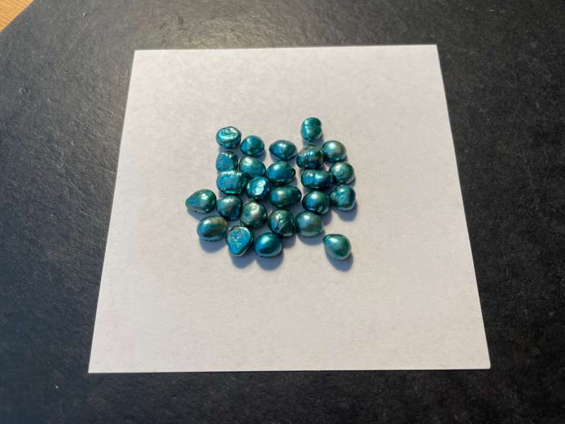 Natural freshwater pearls - Blue colour - Price is per pearl