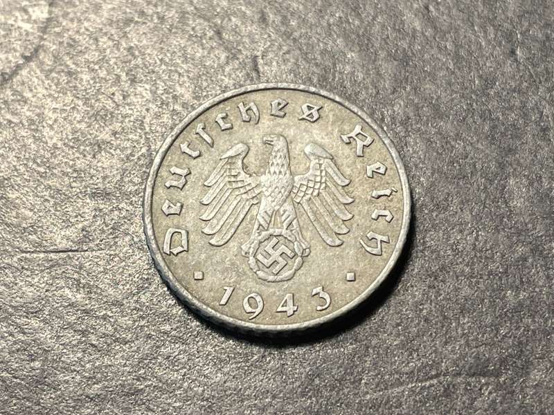 Nazi Germany 1943 wartime issue 5 pfennings coin - Struck in zinc