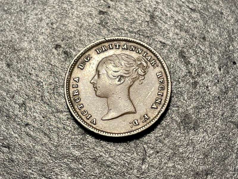 Rare 1844 Half-farthing (1/8 of a penny) British bronze coin - Queen Victoria