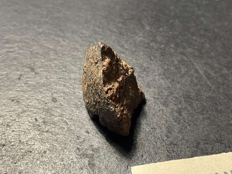Genuine meteorite - Large 109 ct rock from Outer Space - Certificate of Authenticity included