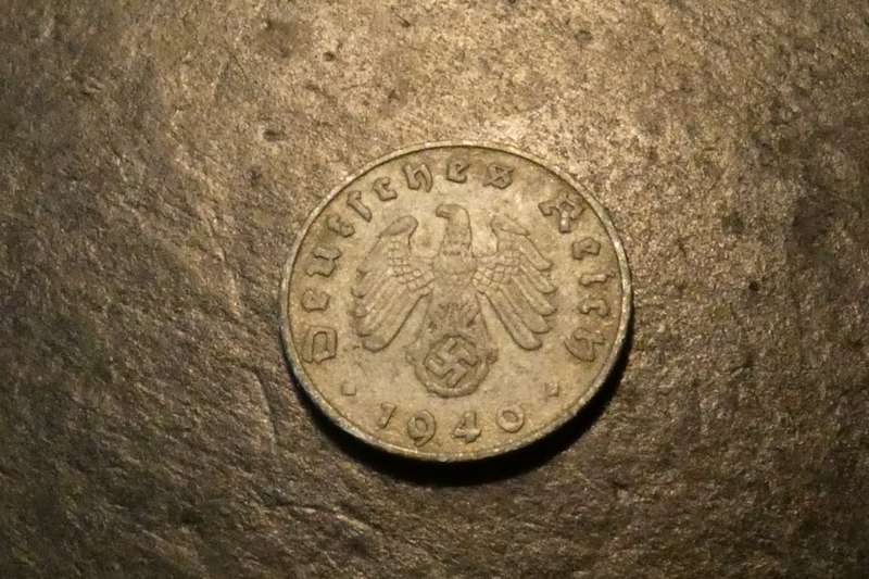1940 World War 2 Nazi Germany 5 Reichpfennig coin