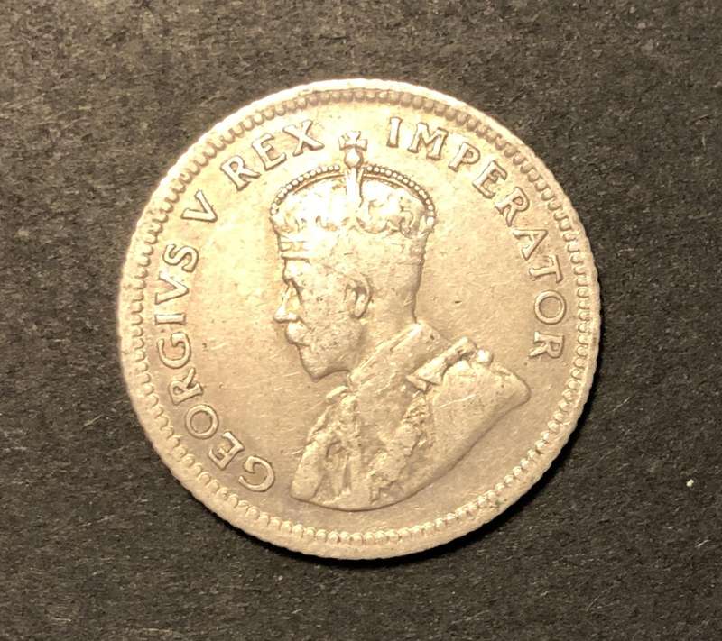 Scarce 1924 SA Union silver 6 pence coin - Nice condition