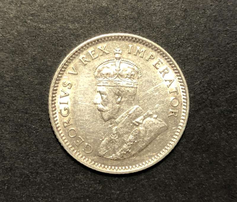 Rare a/UNC 1932 SA Union silver 6 pence coin - High catalogue value