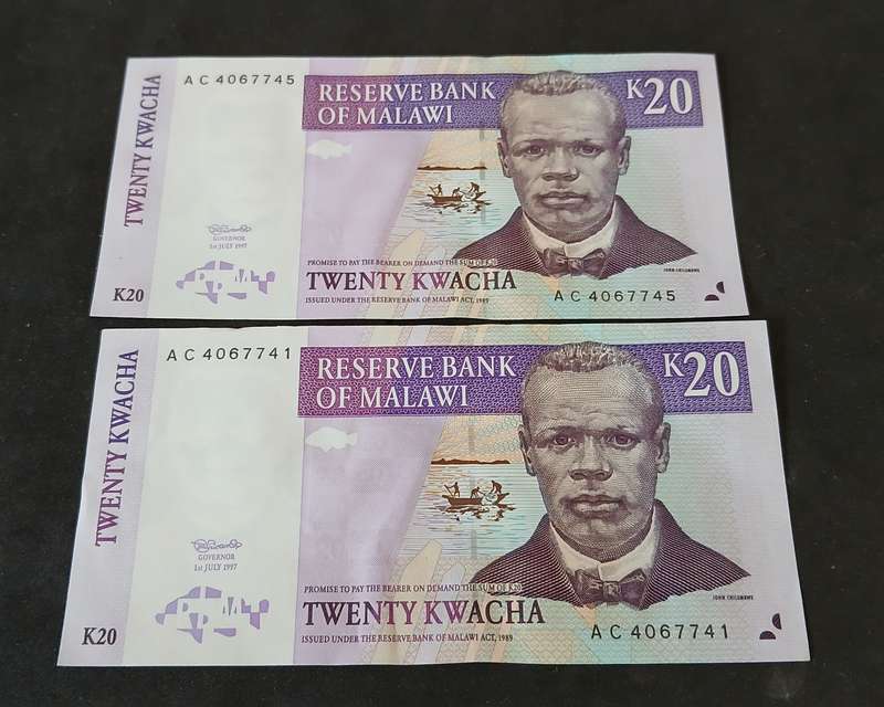 Malawian bank notes TWENTY KWACHA x 2