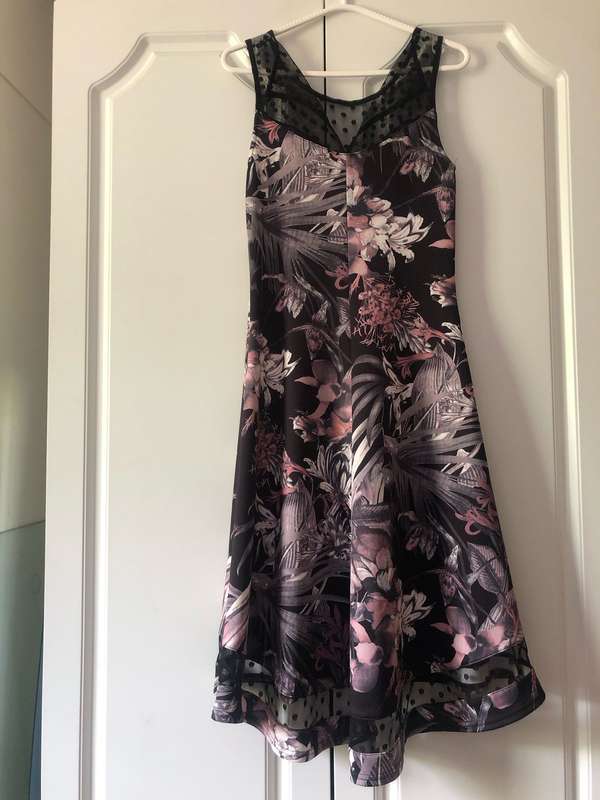 Womens floral formal dress in black, white and pink. Size 8, from Contempo.