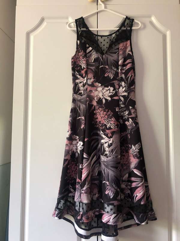 Womens floral formal dress in black, white and pink. Size 8, from Contempo.