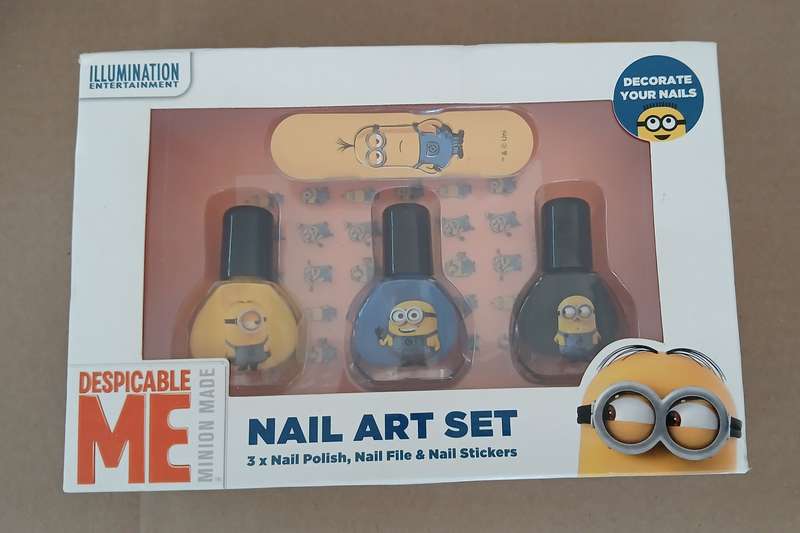 Despicable Me (Minion) NAIL ART SET unopened/never used