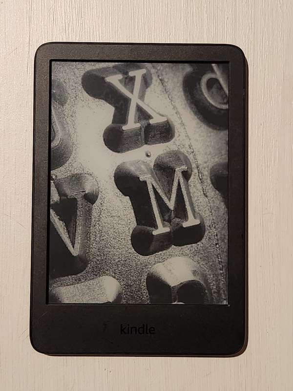 Amazon Kindle 6-inch 16GB Wi-Fi 11th gen (2022)