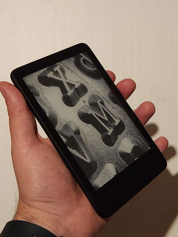 Amazon Kindle 6-inch 16GB Wi-Fi 11th gen (2022)