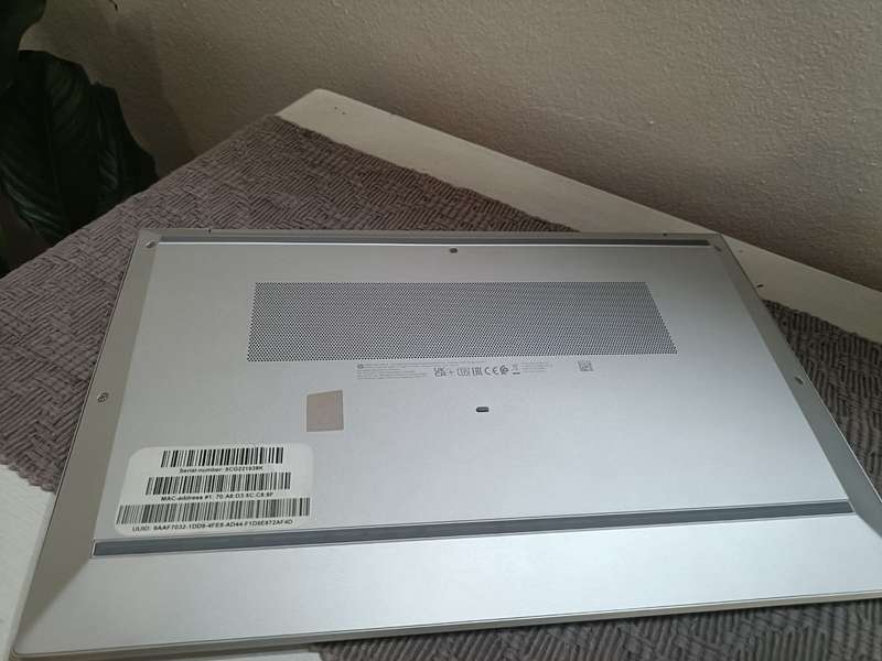 HP Elitebook 850 G8 - i5 1145G7 - 16GB Ram - 512GB SSD - 15.6`FHD - Win 11 Pro - Warranty