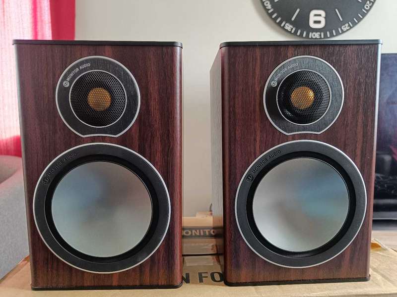 Monitor audio bronze 1 compact bookshelf speakers