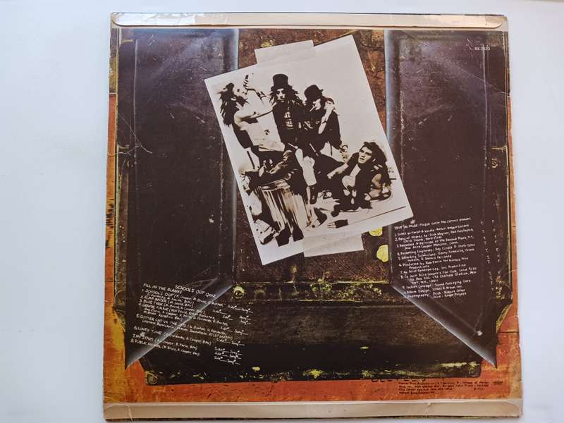 Alice Cooper - School's Out  ( 1972 SA released LP )
