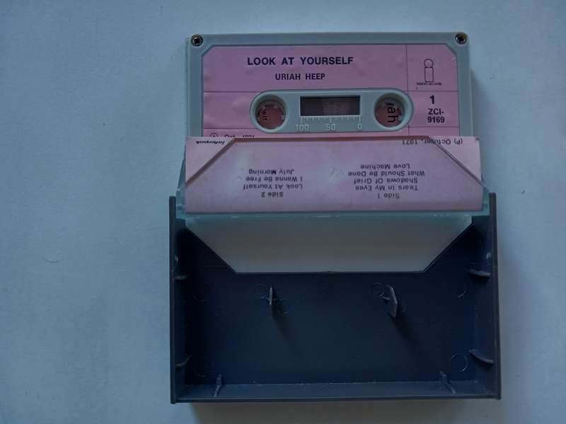 Uriah Heep - Look at Yourself  ( Rare 1971 SA released Music Cassette Pink Label NM.)