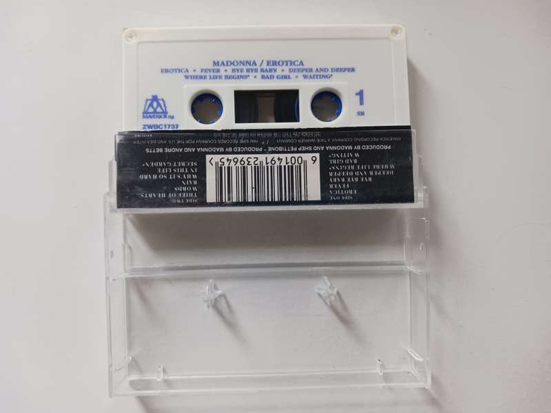 Madonna - Erotica  ( scarce 1992 SA released NM Music Cassette )