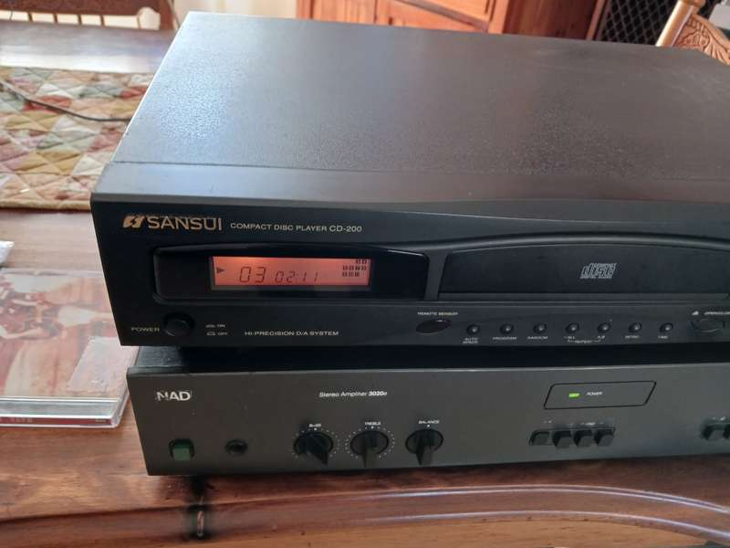 Sansui Compact Disc Player CD 200  ( all good ) only CD player for sale