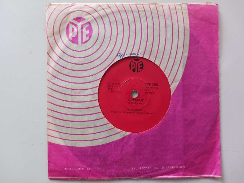 The Kinks - Apeman  ( 1970 Rhodesia released 7" single 45 RPM. )