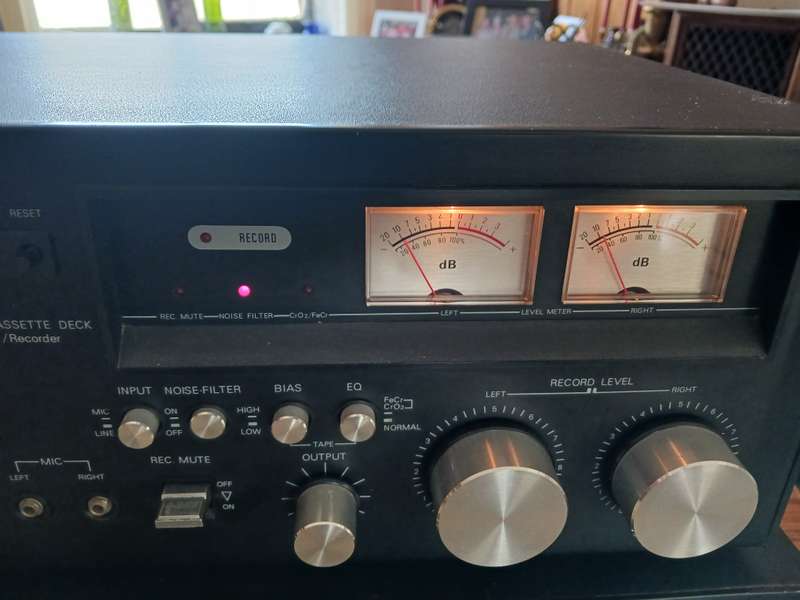 Telefunken - Vintage Receiver TA - 100 matching  Music Cassette Deck,Amplifier and deck working.
