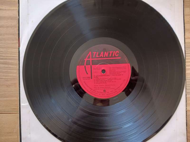 AC/DC -  If You Want Blood You've got IT  ( Scare 1978 SA released LP.)