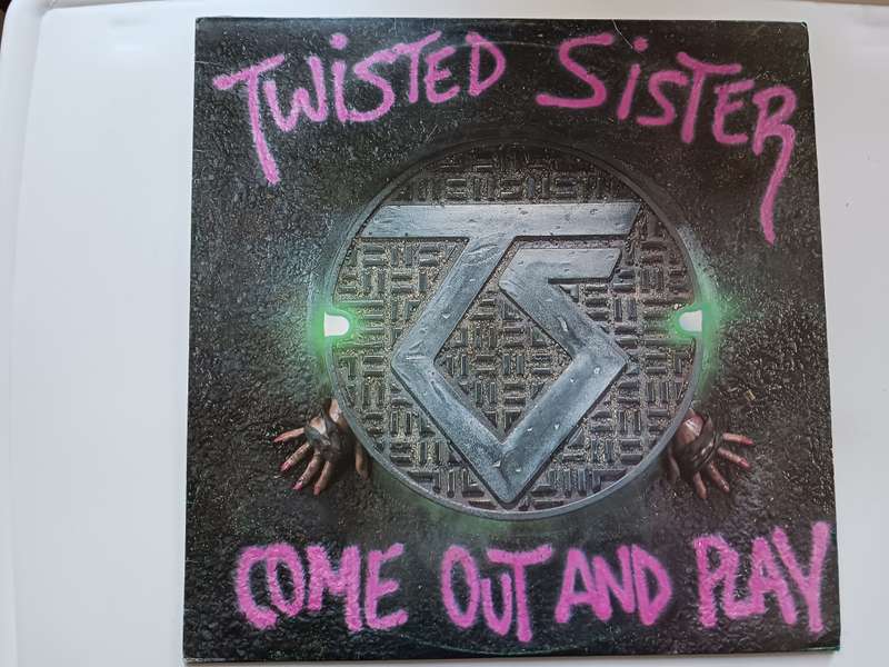 Twisted Sister - Come Out To Play ( 1985 SA released LP NM/M- )