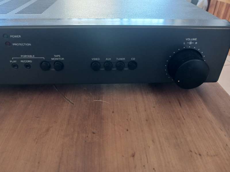 Nad Stereo Integrated Amplifier Model 310 ( 20 watts per channel.)