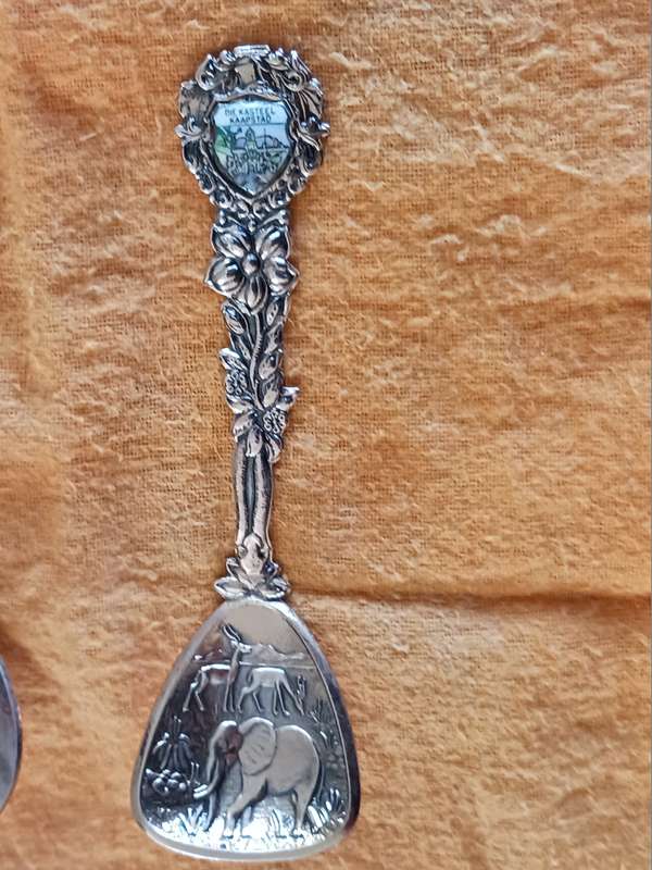 Two souvenir,copper spoons  ( DE Kasteel,Kaapstad and Hartenbos )