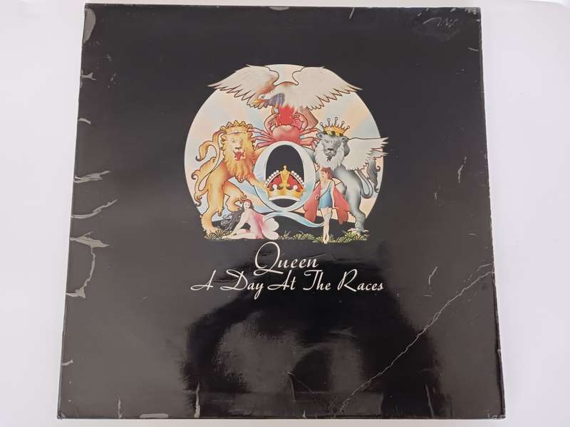 Queen - A Day At The Races  ( 1976 SA released LP )
