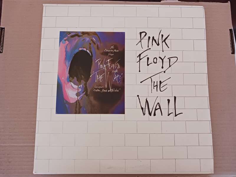Pink Floyd - The Wall  ( Scarce 1983 SA released reissue NM LP )