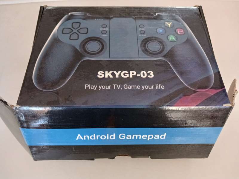 Android Gamepad - SKYGP - 03   ( like new )