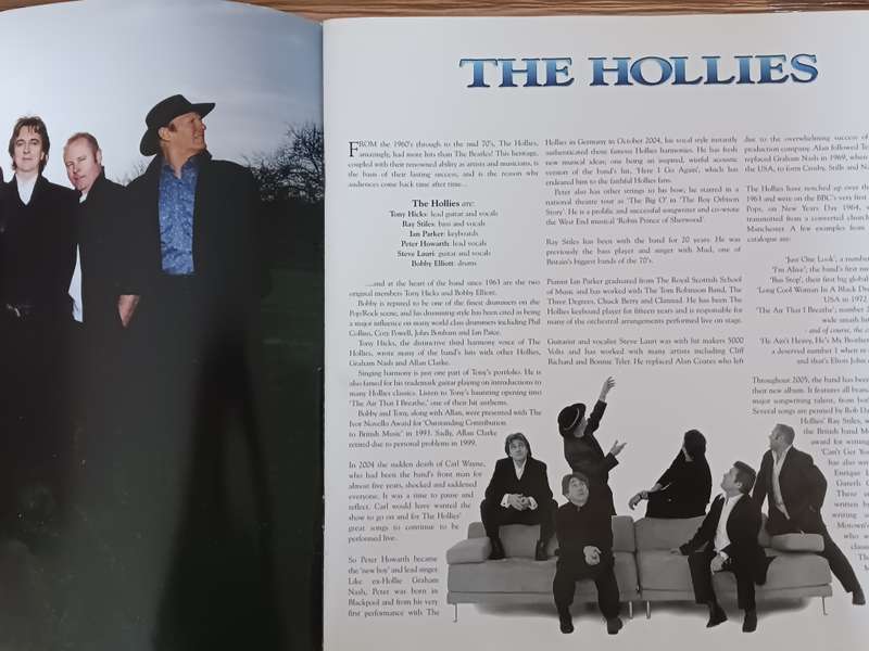 The Hollies - 20 color page Tour Book 2005 / 2006 plus The Hollies History
