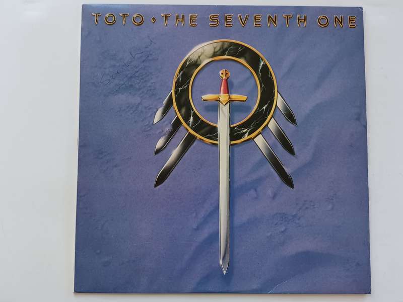 TOTO - The Seventh One  ( 1988 SA released LP EX / EX )