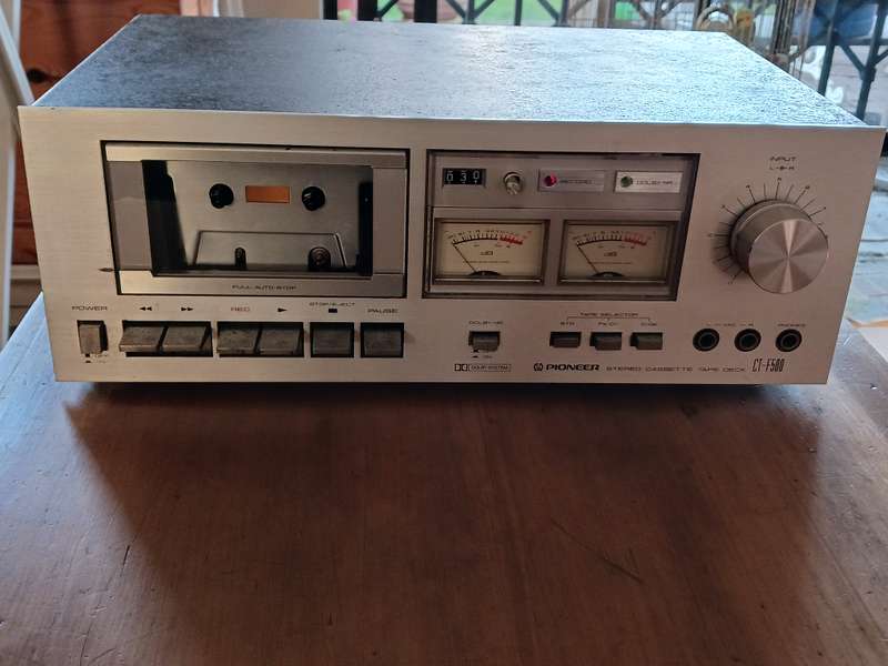 Pioneer CT -F500 Vintage Cassette Tape Deck ( in good working order )