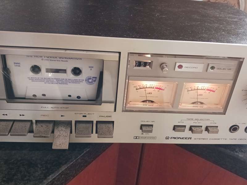 Pioneer CT -F500 Vintage Cassette Tape Deck ( in good working order )