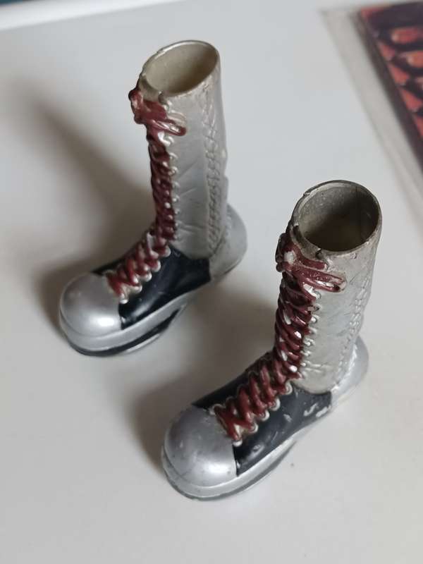 Kiss Boots