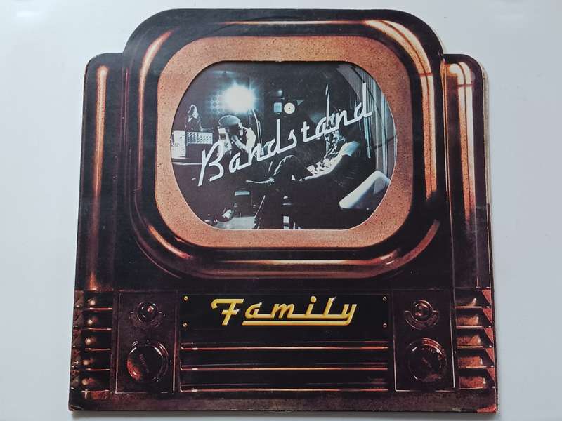 Family (6) - Bandstand  ( 1972 UK released Die-cut LP EX / EX )