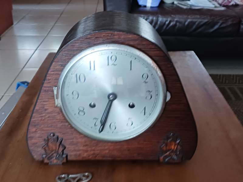 Antique Wood Mantel Clock,British Made ( in good running order )