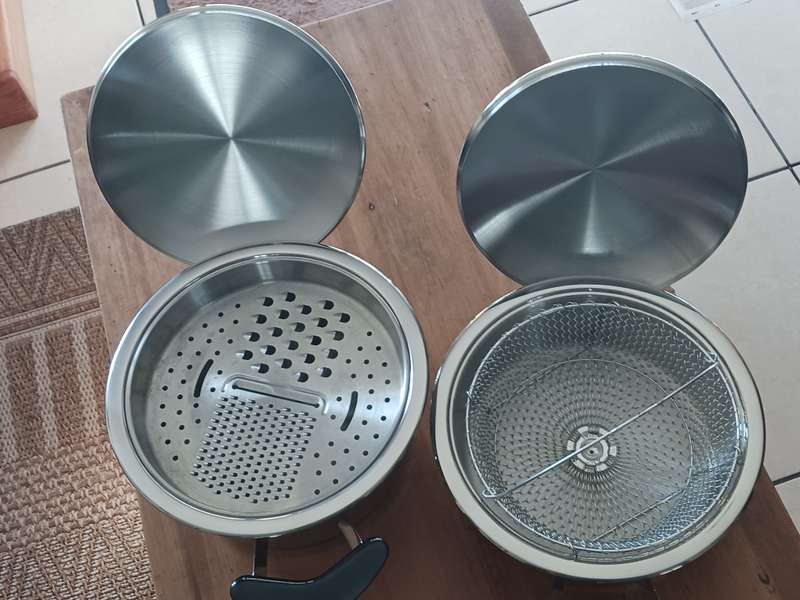 AMC Pots,4 Piece Set with 2 Accessories