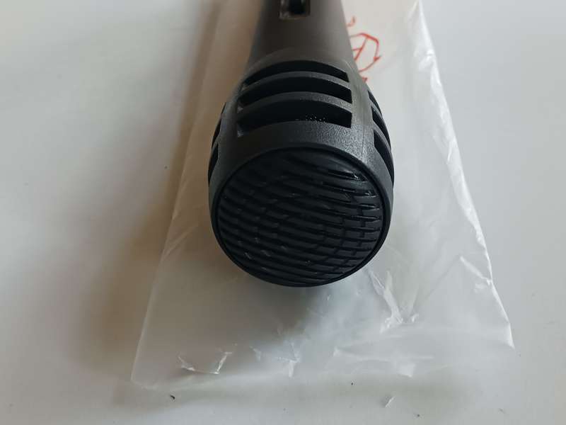 Microphone - Make - Dynamic ( in a great condition,looks unused.)