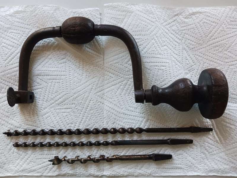 Vintage Hand Drill  ( Brace plus 3 Auger Drill Bits )