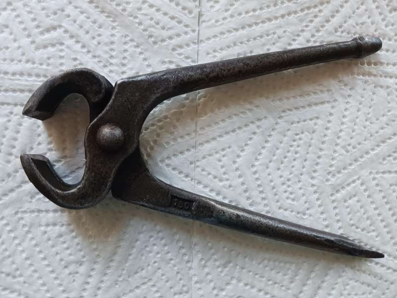 Vintage Shoe maker Pliers / Cobblers Tower Pincers