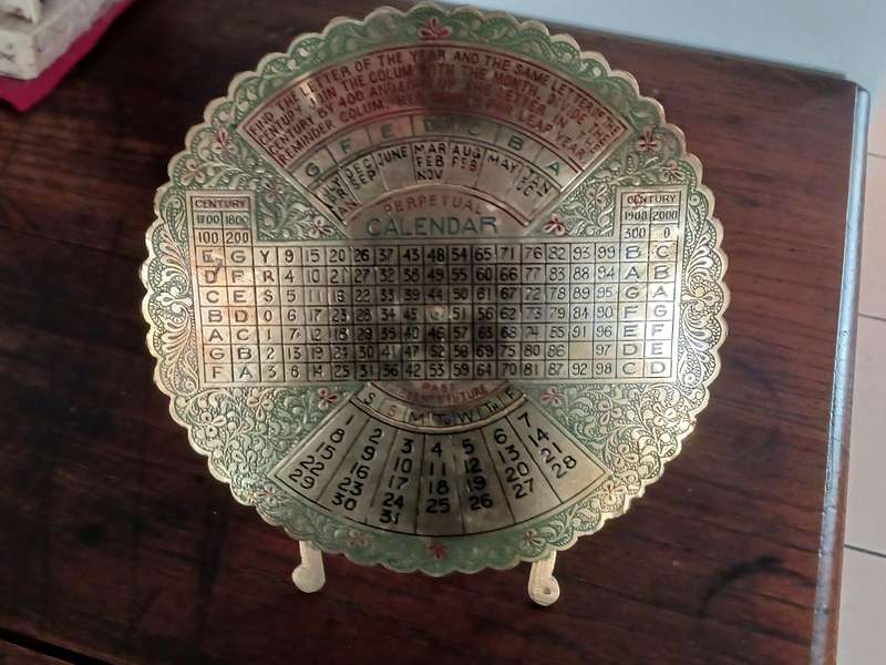 Vintage embossed Brass Perpetual Calendar  ( in a good used condition )