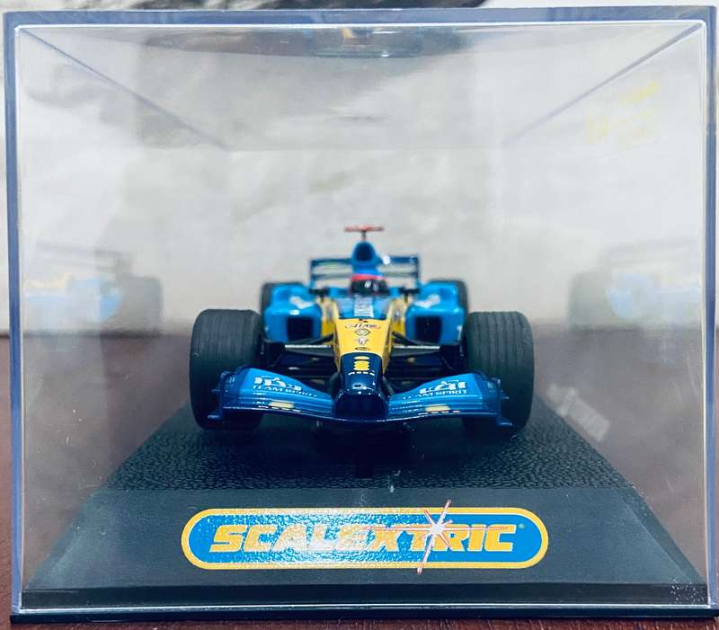 Formula 1: Renault R25 (2005 World Championship Winner) - Fernando Alonso