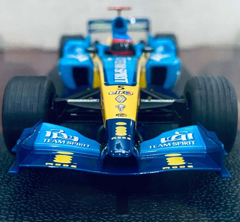 Formula 1: Renault R25 (2005 World Championship Winner) - Fernando Alonso