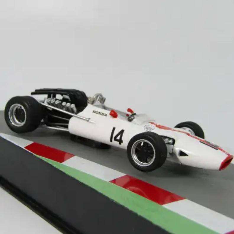 Formula 1: Honda RA300 (#14 John Surtees - 1967)