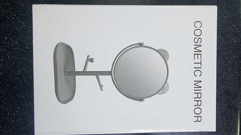Cosmetic mirror
