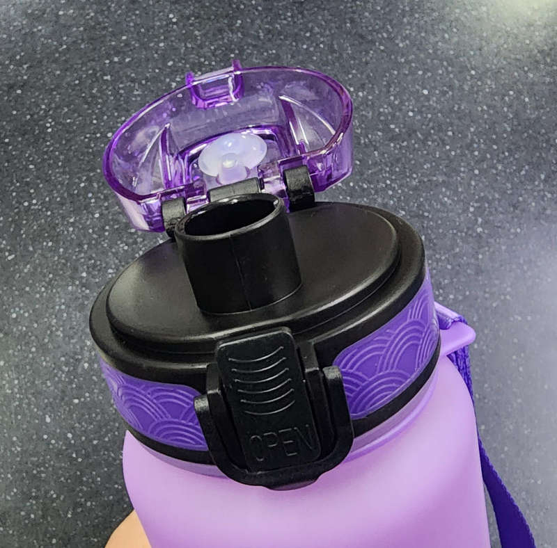 Water bottle everyday water bottle sports water bottle