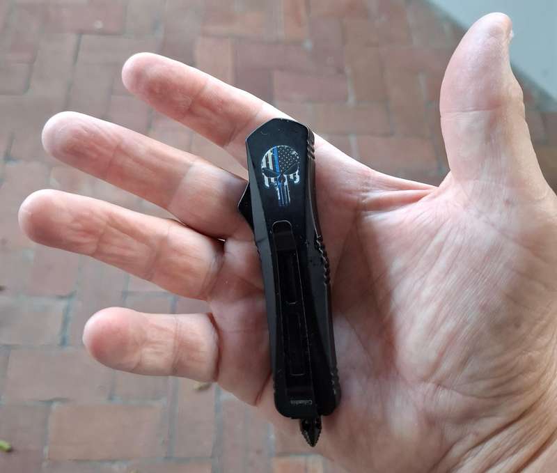 MICROTECH COLUMBIA MINI DOUBLE-EDGED SWITCHBLADE