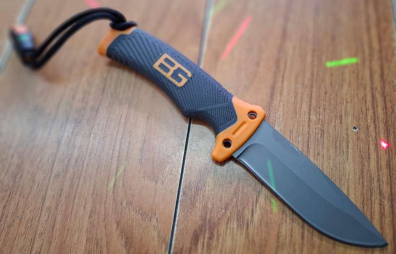 BEAR GRYLLS GERBER SURVIVAL KNIFE