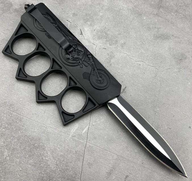 KNUCKLE-DUSTER SWITCHBLADE