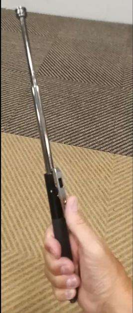 AUTOMATIC RETRACTABLE BATON