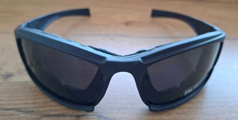 DAISY X7 POLARIZED  SUNGLASSES + SUN FACE-MASK